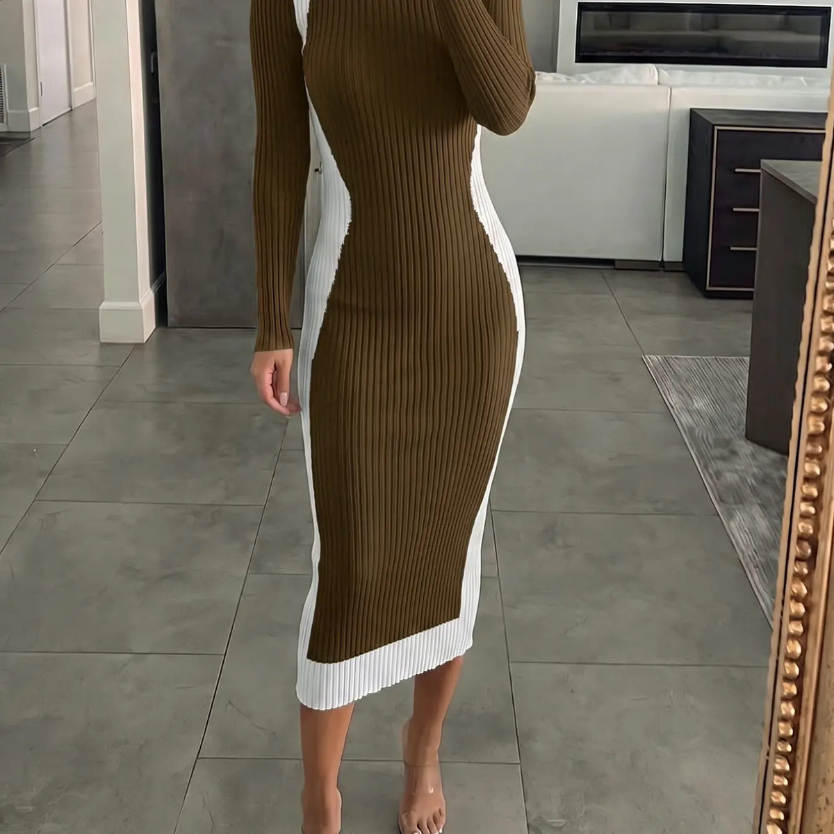 Women's Colorblock Long Sleeve Knit Midi Dress with Slim-Fitting Mock Neck for Autumn and Winter