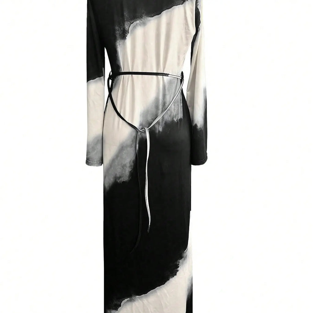 Muslim Women's Elegant Printed Maxi Dress - Modest Casual Slim-Fit Long Sleeve Design for All Seasons and Comfortable Daily Wear